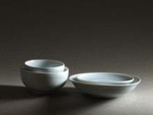 Tazza e piattino in porcellana celadon: Jingedezhen Cina, novembre 2014